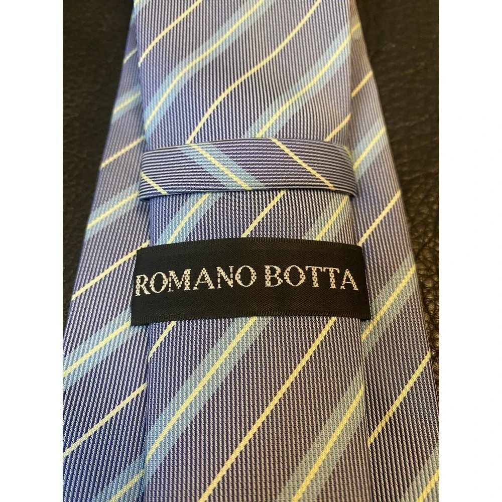 Romano Botta Silk Necktie Blues Diagonal Stripes Classic Style 60